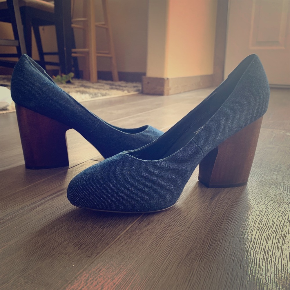 Denim heel